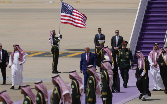 ﻿محمد بن سلمان يستقبل ترمب لدى وصوله إلى الرياض